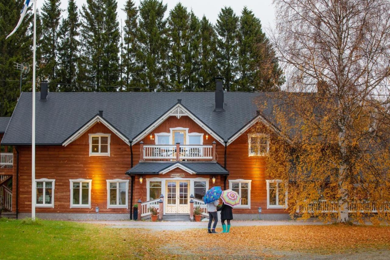 Guest House Haapaniemen Hirsikartano Иисалми Экстерьер фото