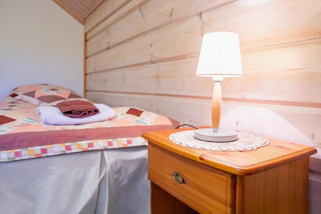 Guest House Haapaniemen Hirsikartano Иисалми Экстерьер фото