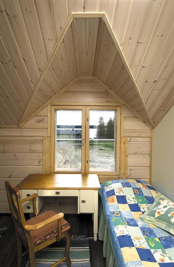 Guest House Haapaniemen Hirsikartano Иисалми Экстерьер фото